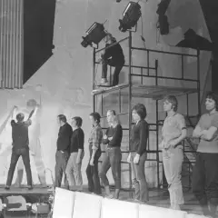 Jak aktor poruszający kukiełkami zmienia świat teatru lalek
