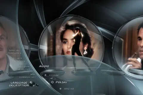 Menu filmu "Licencja na zabijanie" z obsadą: Timothy Dalton, Maryam d'Abo i Robert Davi. Opcje audio i języka.