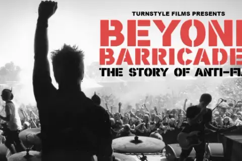 Filmy o punkach: Odkryj fascynujący świat buntu i kultury punkowej