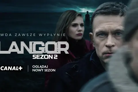 Klangor obsada: mężczyzna z plastrem na czole i kobieta w tle, na tle mrocznego morza. Prawda zawsze wypłynie.
