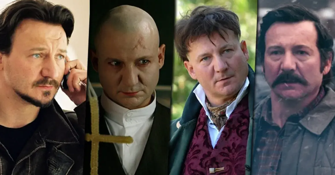 Cztery różne role Roberta Więckiewicza w filmach i serialach: rozmowa przez telefon, z krzyżem, w stroju historycznym i z wąsami.
