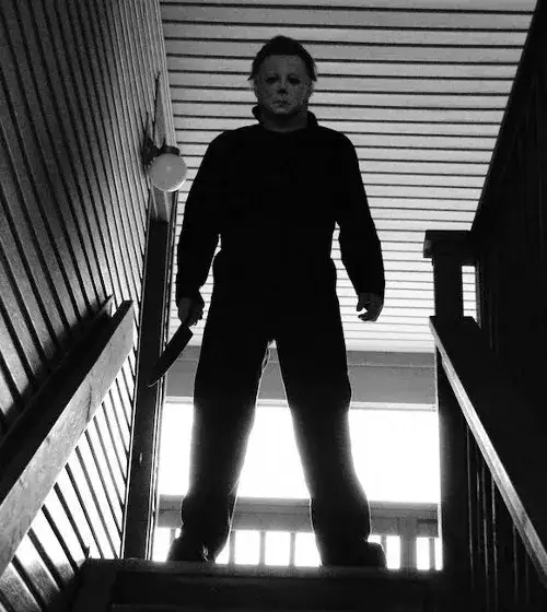 Zdjęcie Mroczna historia Mike'a Myersa: ikona horroru w serii Halloween