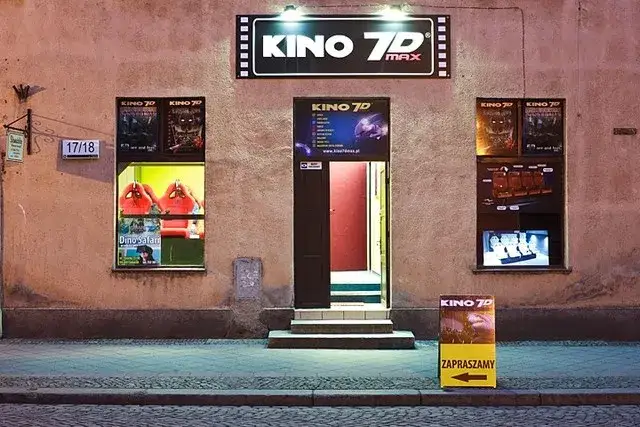 Zdjęcie Kino 7D co to? Odkryj niesamowite wrażenia i technologię 7D
