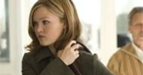 Julia Stiles, jedna z gwiazd "Zakochanej złośnicy", w zbliżeniu.