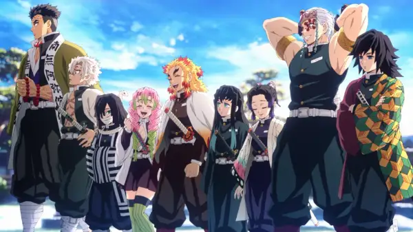 Grupa demon slayer postacie, w tym Gyomei, Sanemi, Muichiro, Mitsuri, Rengoku, Tengen, Shinobu i Giyu, stoją razem na tle błękitnego nieba.