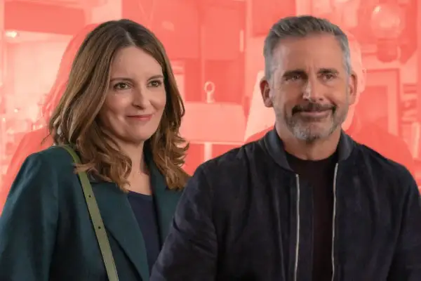 Tina Fey i Steve Carell, gwiazdy znane z filmów, seriali i programów, uśmiechają się do siebie.